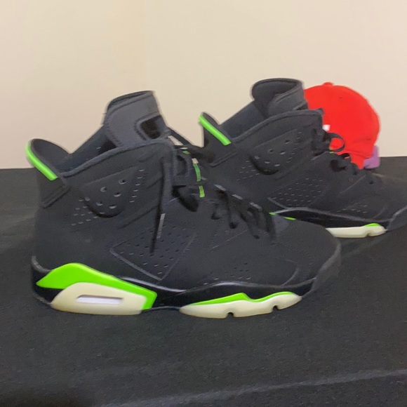 Jordan Other - Men’s air Jordan 6 electric green